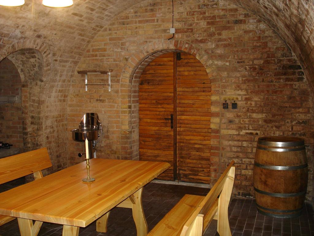 Apartmany Turold Мікулов Екстер'єр фото
